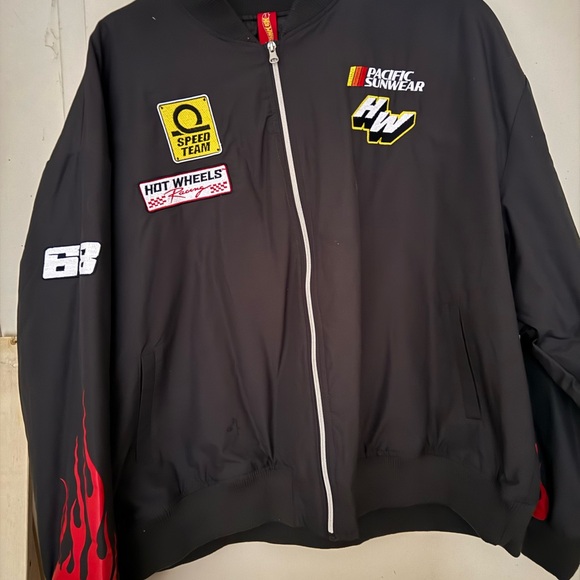 Hot Wheels Racing Jacket - Picture 3 of 6